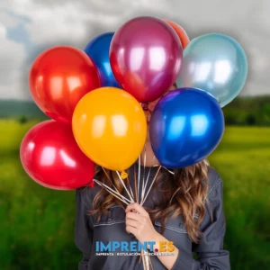 "¡Personaliza tus globos con nosotros! 🎈🌈 ¿Quieres darle un toque único a tu próxima fiesta o evento especial? Nuestros globos personalizados son la opción perfecta para destacar y añadir un toque de color a cualquier ocasión. Con nuestra imprenta especializada, puedes elegir el diseño, el color y el mensaje que desees para crear globos únicos que reflejen tu estilo y personalidad. 🎨✨ Ya sea para un cumpleaños, una boda, un baby shower o cualquier otra celebración, nuestros globos personalizados son la manera ideal de hacer que tu evento sea inolvidable. ¡Explora nuestras opciones de personalización y crea tus propios globos únicos hoy mismo! #GlobosPersonalizados #ImprentaCreativa #FiestasInolvidables"