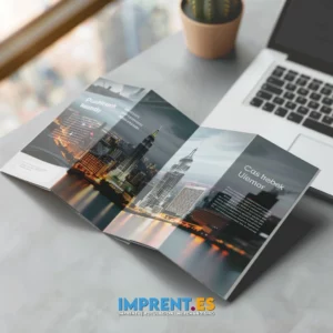 ¡Personaliza tu impresión corporativa con nuestro cuadríptico moderno! 🌆🎨 Destaca tu marca con un diseño único y profesional que captará la atención de tus clientes. Con nuestra impresión corporativa en portada, podrás transmitir la esencia de tu empresa de manera impactante. ¡Explora todas las opciones de personalización y haz que tu marca se destaque! #ImpresiónPersonalizada #DiseñoProfesional #CuadrípticoModerno #MarcaDestacada